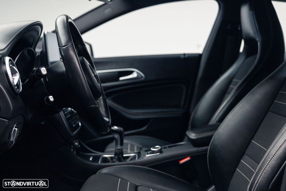 Mercedes-Benz CLA 200 d Shooting Brake Urban - 18