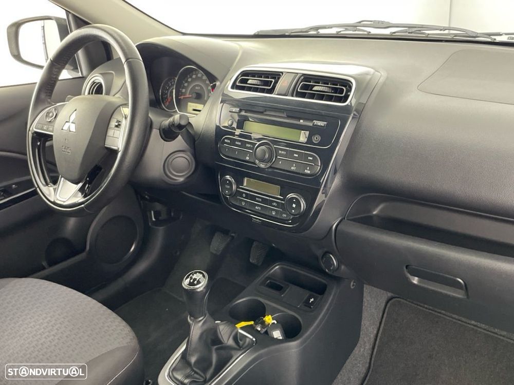 Mitsubishi Space Star 1.2 Intense - 22