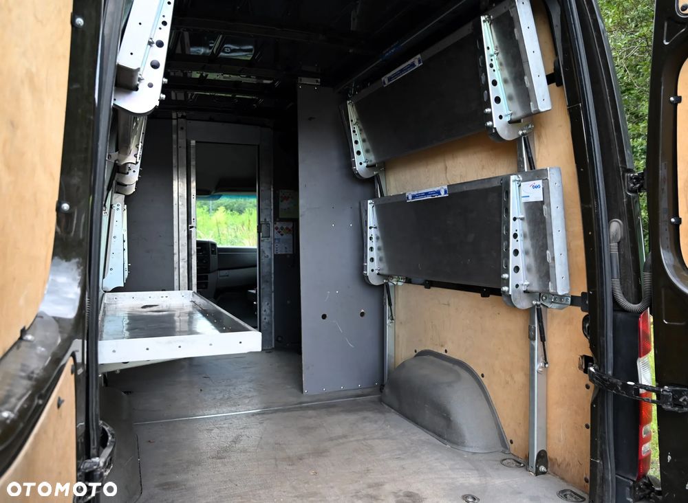Mercedes-Benz Sprinter - 18