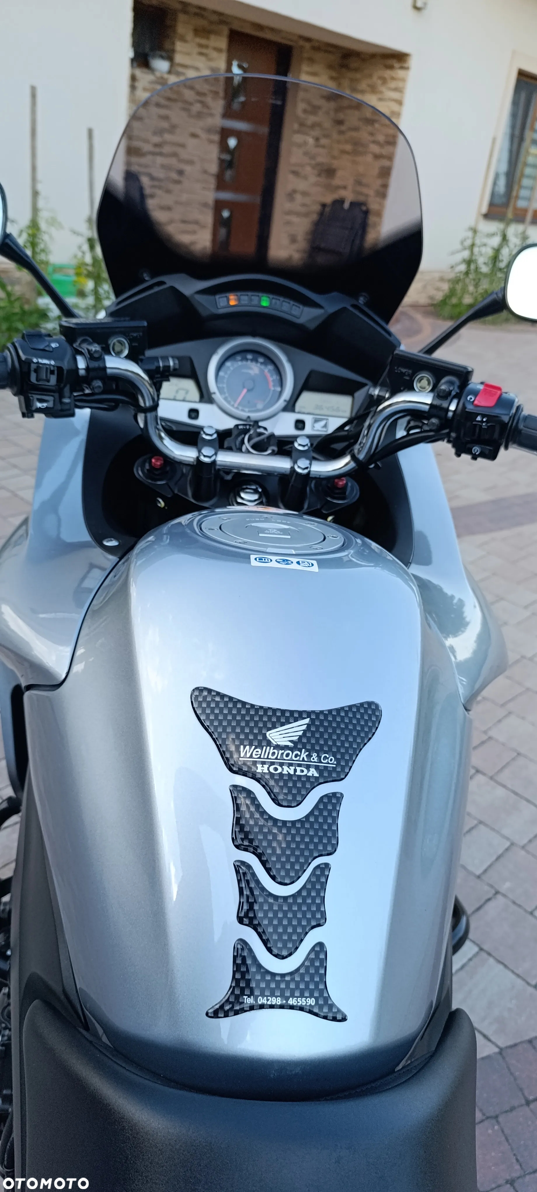 Honda CBF - 11