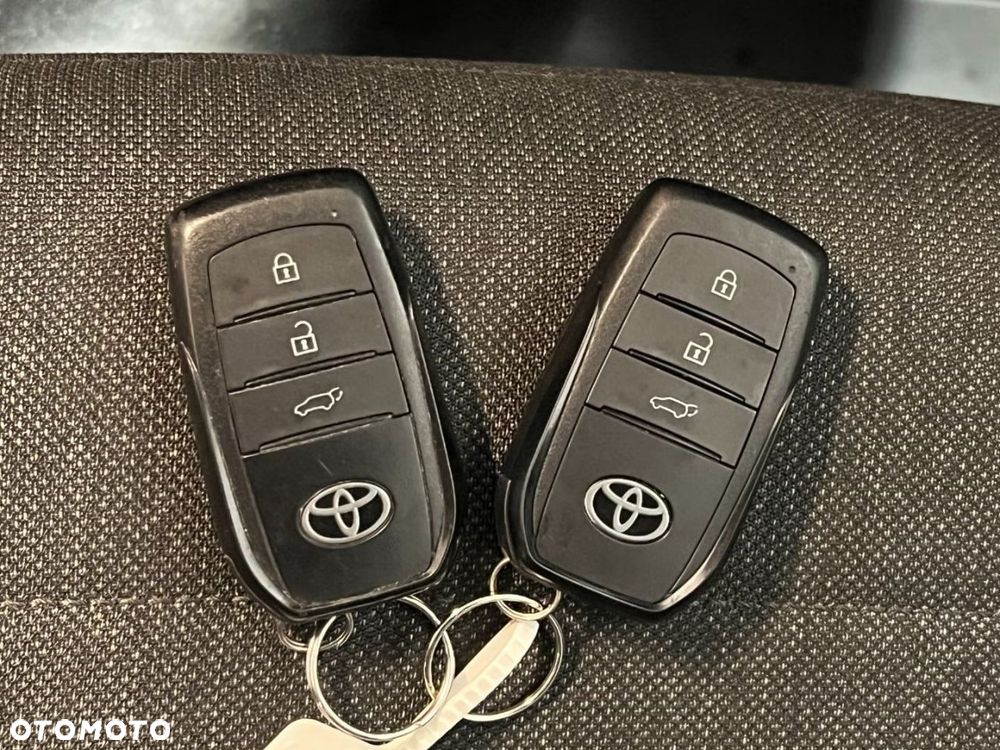 Toyota Corolla 1.8 Club - 28