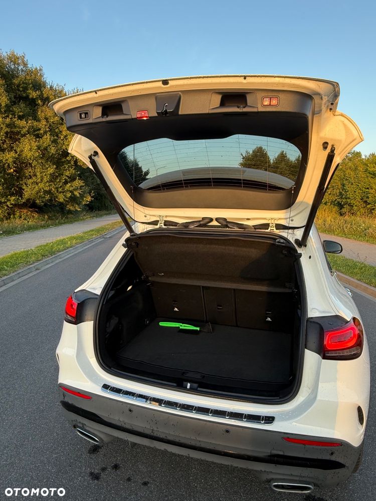 Mercedes-Benz GLA 200 AMG Line - 7