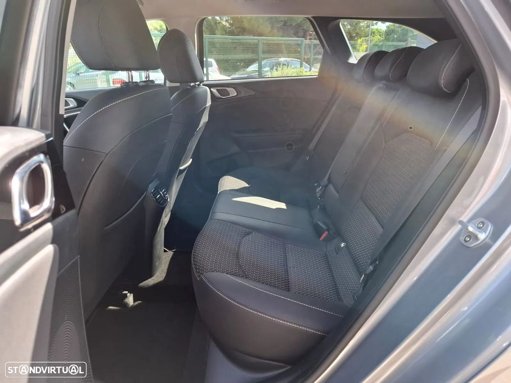 Kia Ceed SW 1.4 T-GDI TX - 35
