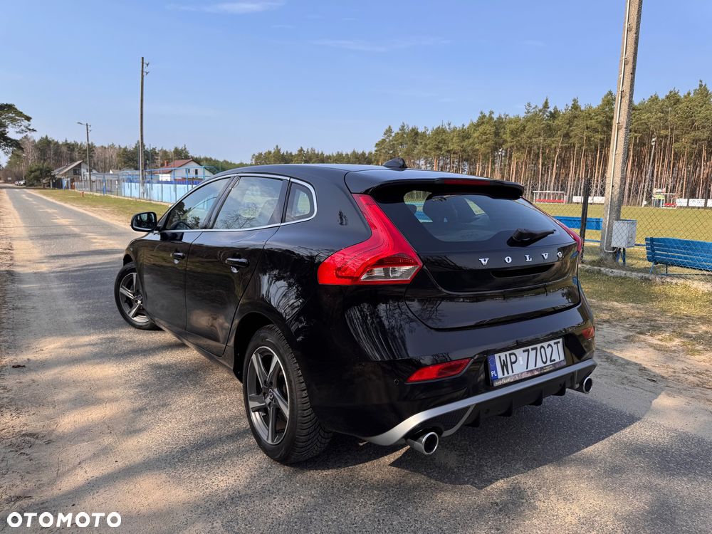 Volvo V40 D2 RDesign - 16