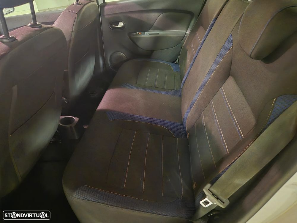 Dacia Sandero 1.0 ECO-G Stepway Bi-Fuel — fotografia 32