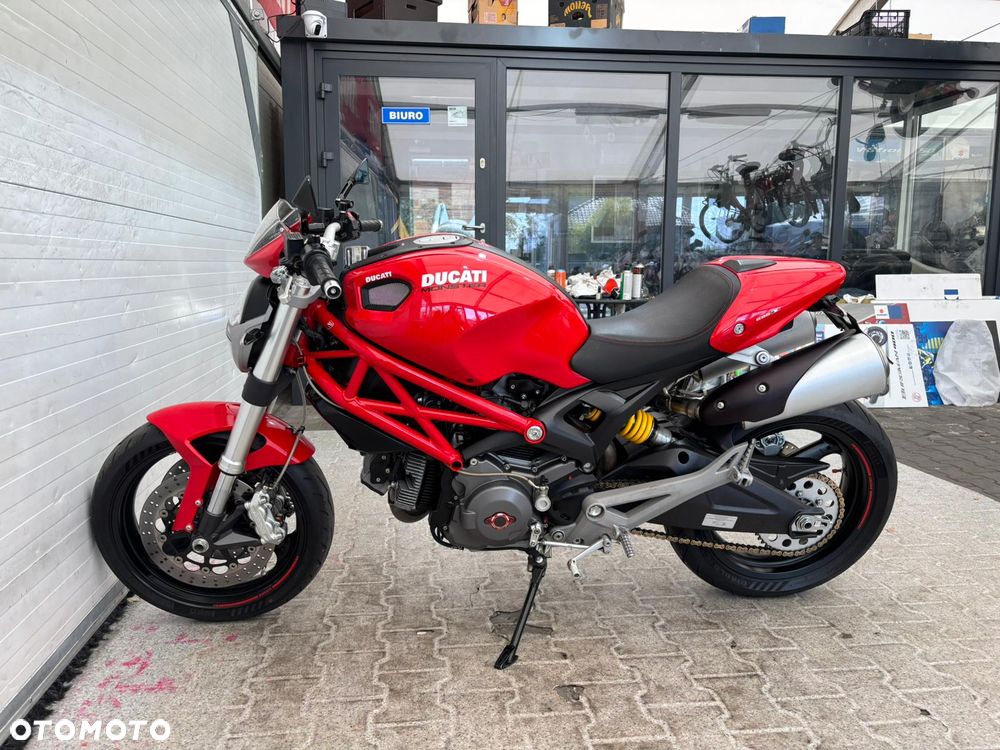 Ducati Monster - 3