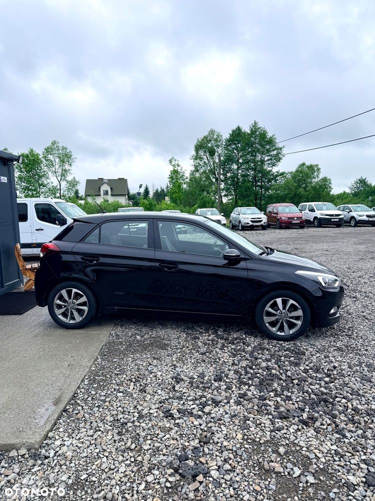 Hyundai i20 blue 1.2 Advantage - 3