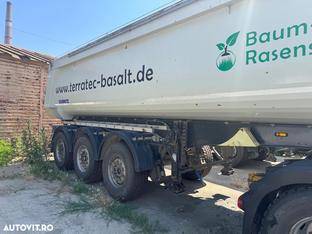 Mercedes-Benz AROCS - 12