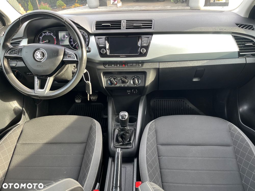 Skoda Fabia - 14