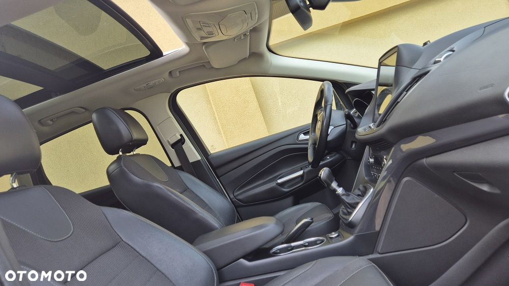 Ford Kuga - 16