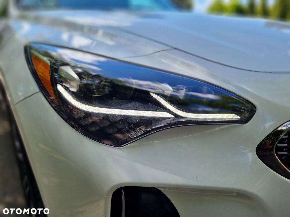 Kia Stinger 3.3 T-GDI V6 GT AWD - 11