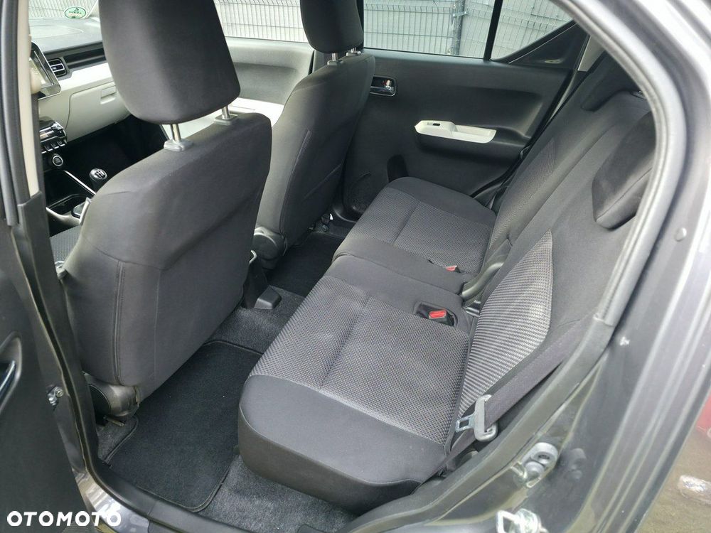 Suzuki Ignis - 10