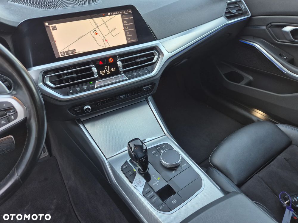 BMW Seria 3 320d Edition M Sport Shadow - 35