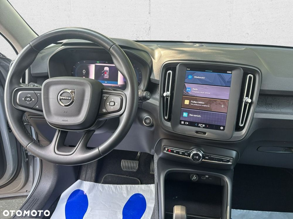 Volvo XC 40 - 18