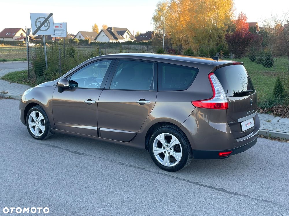 Renault Grand Scenic Gr 1.4 16V TCE Bose Edition - 37