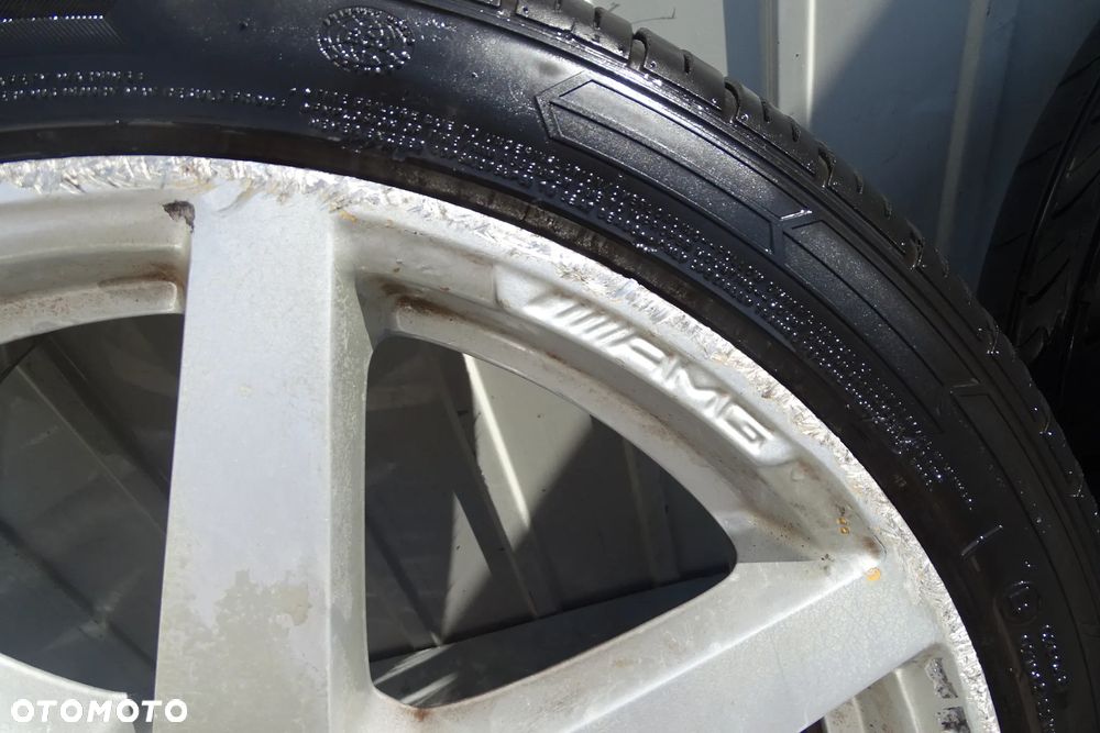 Mercedes C Klasa W204 Felgi z oponami 8,5Jx18, 8Jx18 ET50 ET54 A2044019802 A2044019902 - 4
