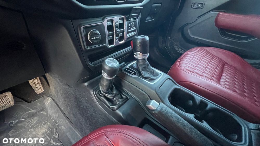 Jeep Wrangler - 10