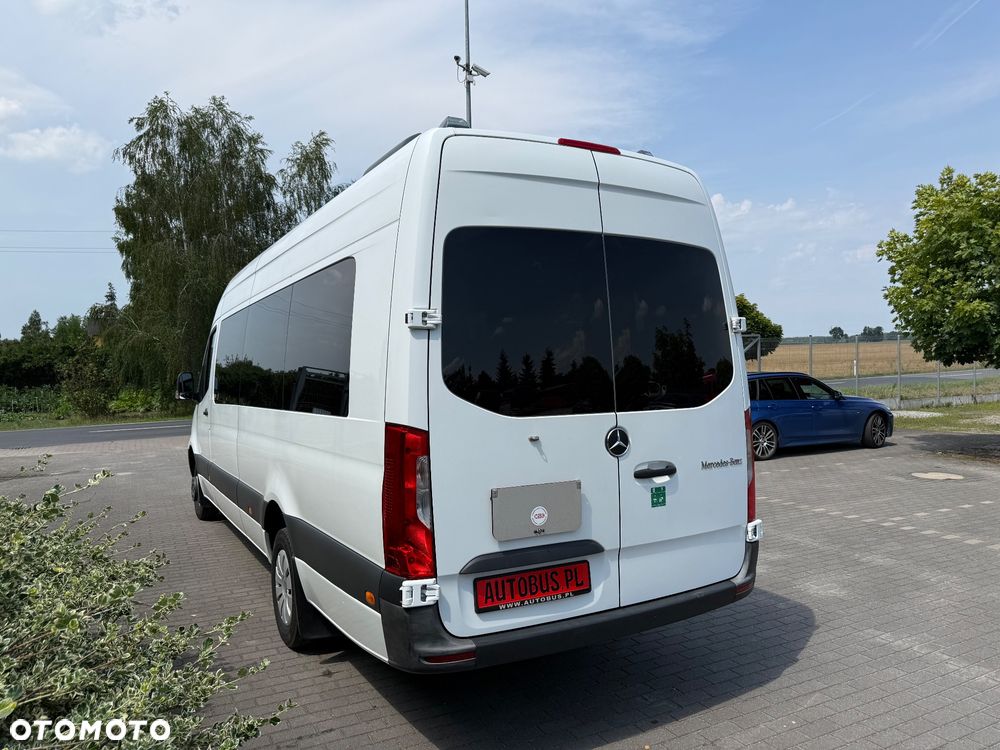 Mercedes-Benz SPRINTER 516 - 9