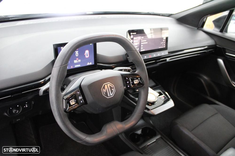 MG MG4 51 kWh Standard - 12