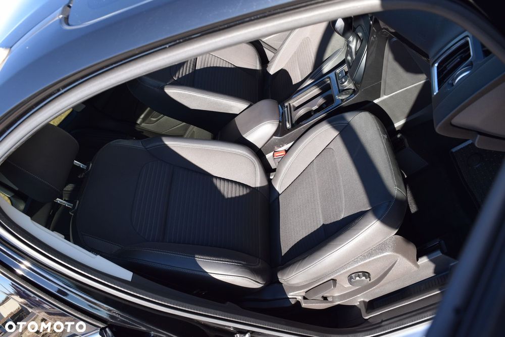 Ford Kuga 2.0 TDCi 4x4 Titanium - 23