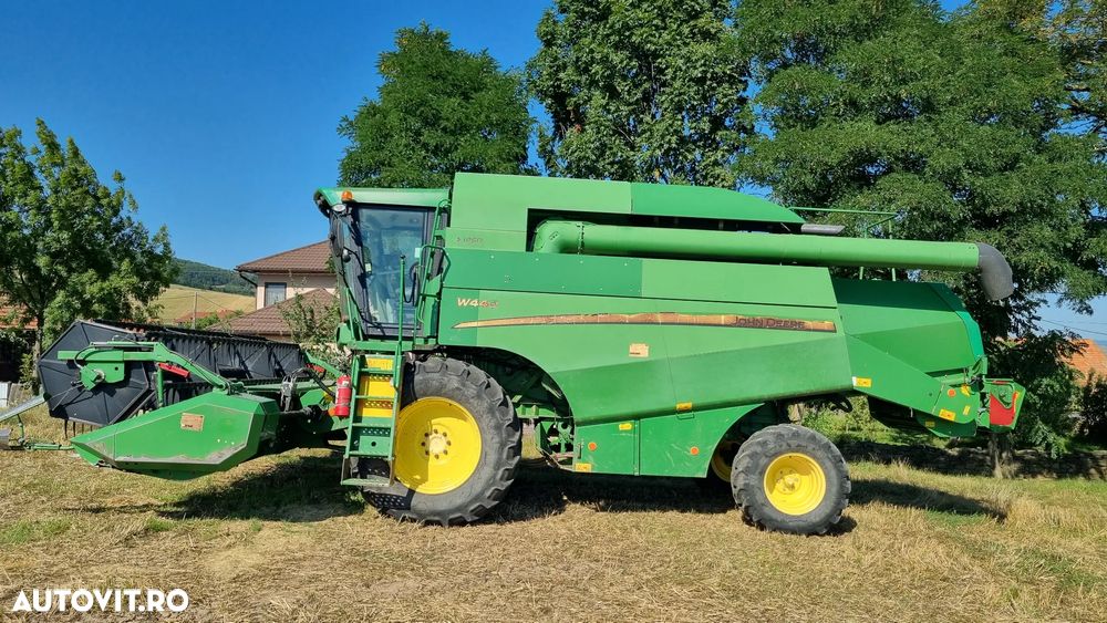 John Deere W440 - 11