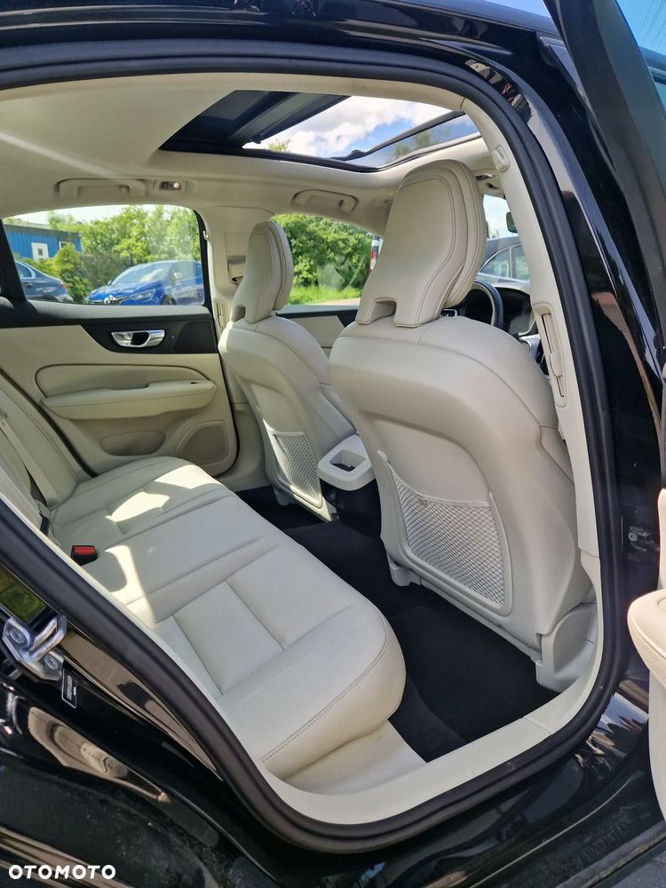 Volvo S60 T5 Geartronic RDesign - 13