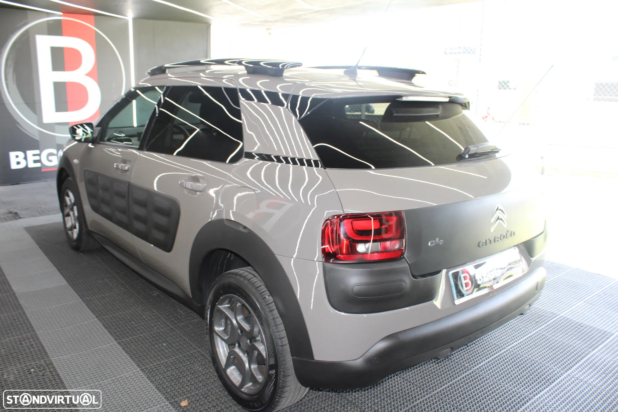 Citroën C4 Cactus 1.6 BlueHDi Shine ETG6 - 6