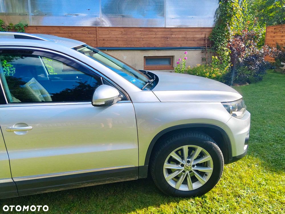 Volkswagen Tiguan - 2