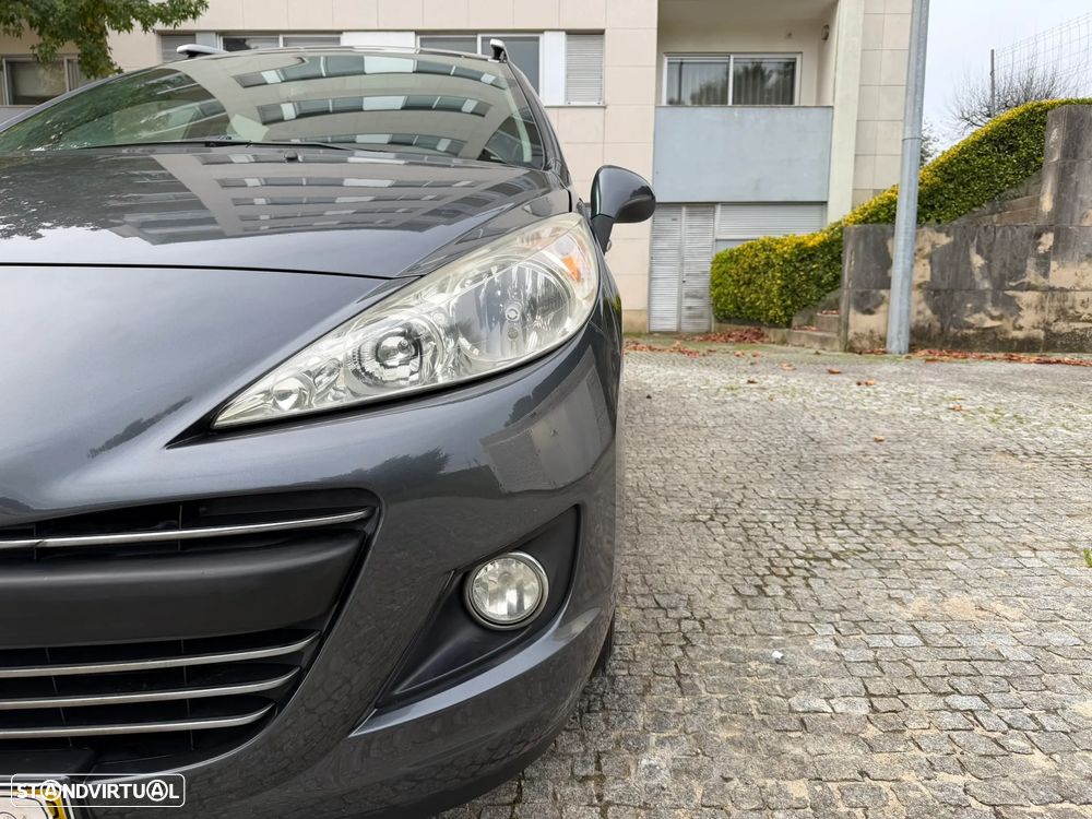 Peugeot 207 SW 1.4 Premium - 24