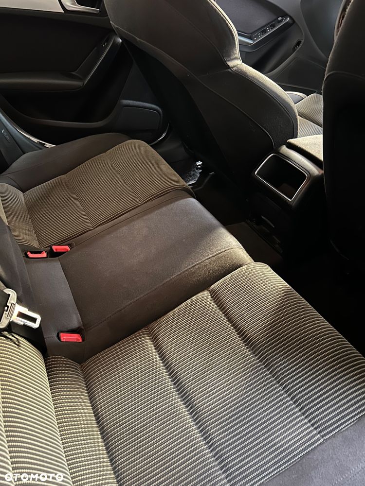 Audi A4 Limousine 3.2 FSI quattro Attraction - 13