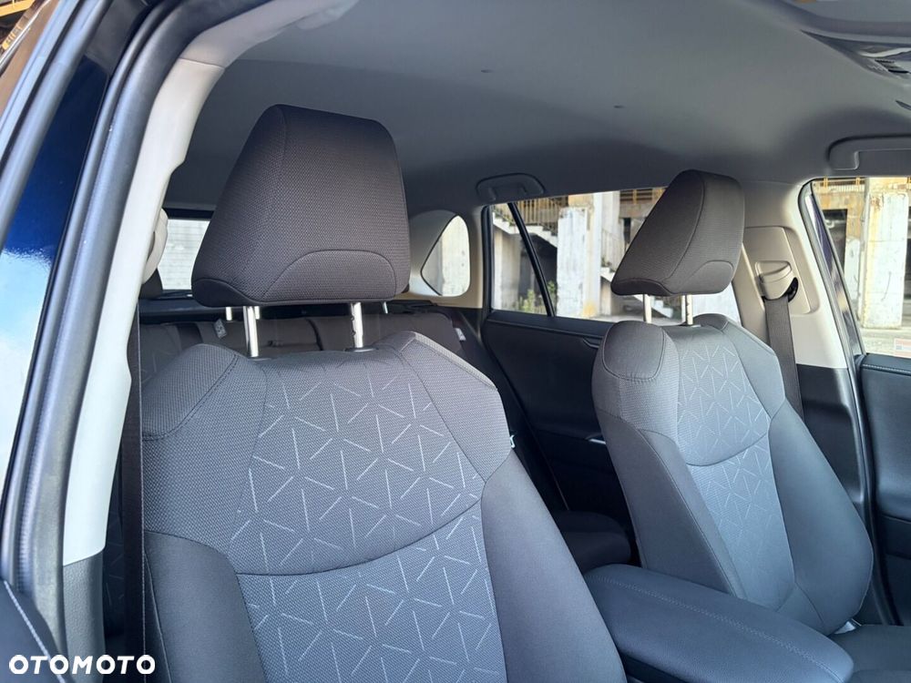Toyota RAV4 - 22