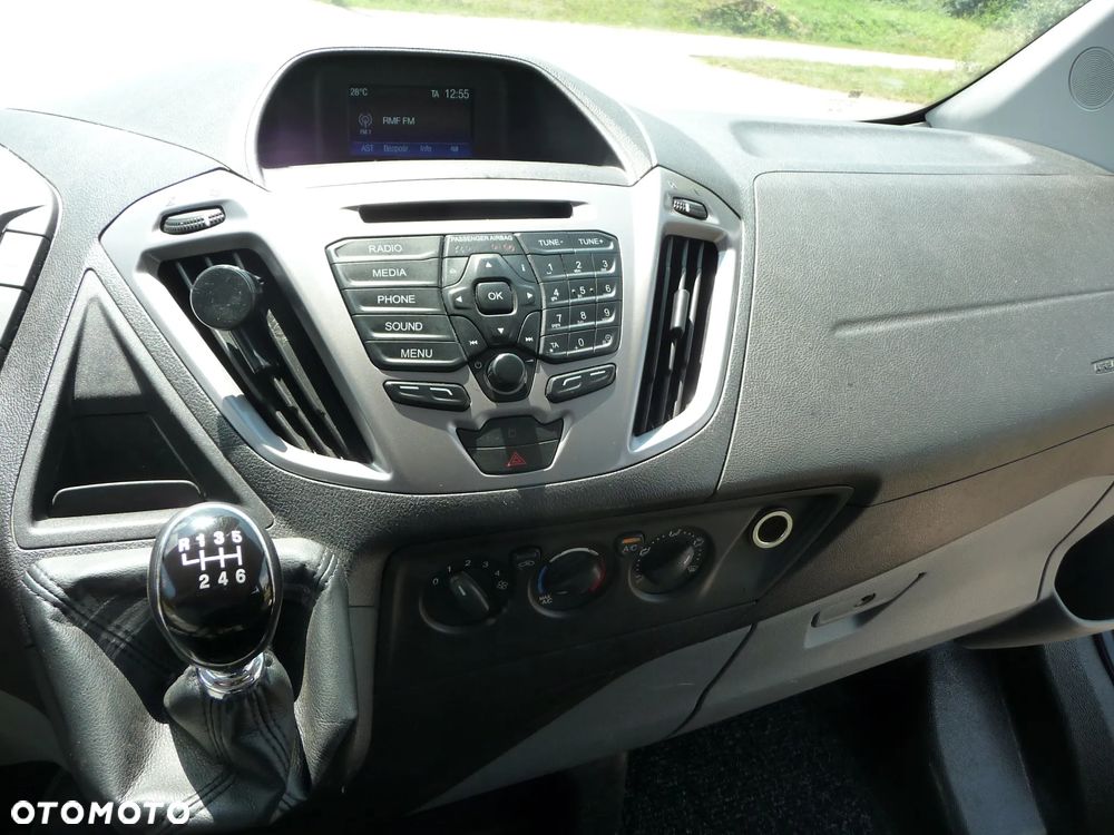 Ford Transit Custom 310 L2H1 Limited - 11