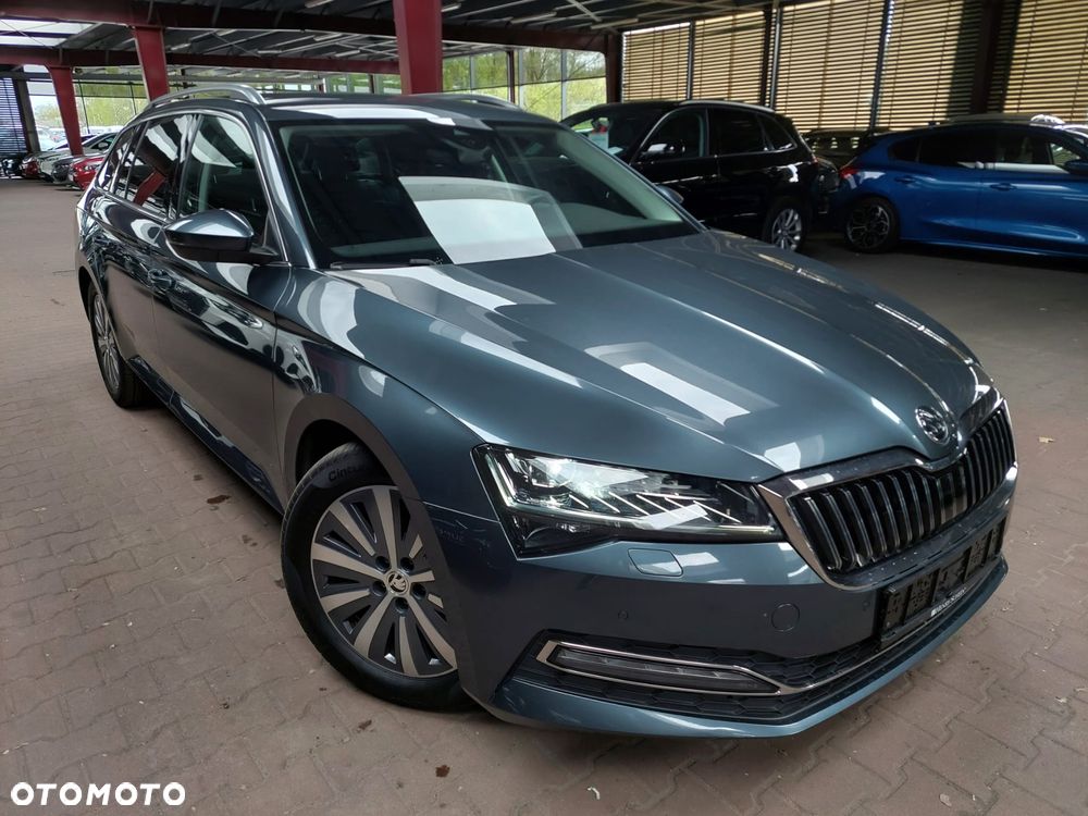 Skoda Superb 2.0 TDI SCR Active DSG - 4