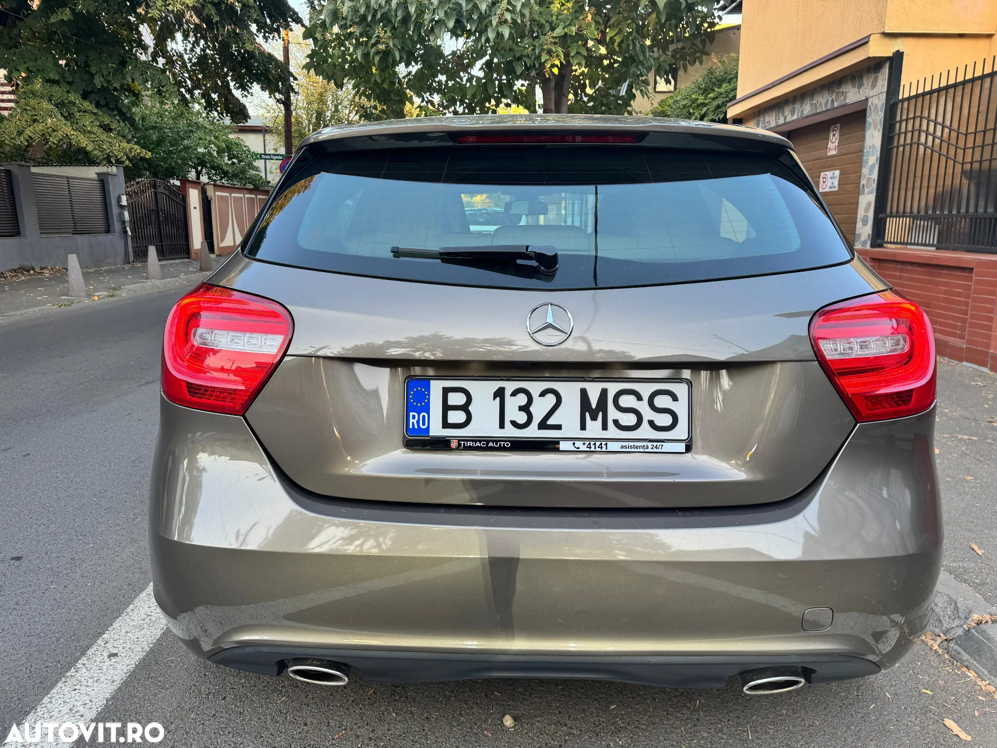 Mercedes-Benz A - 4
