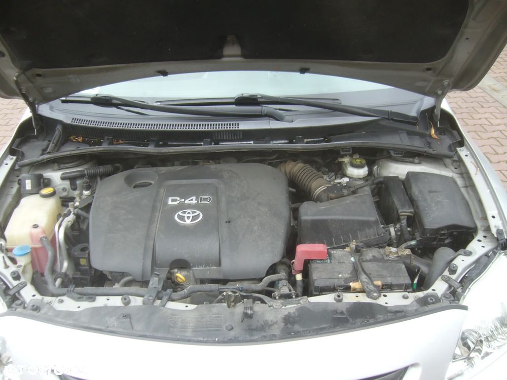 Toyota Corolla 1.4 D-4D Terra - 8