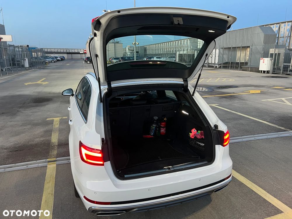 Audi A4 Avant 45 TDI quattro tiptronic S line - 36