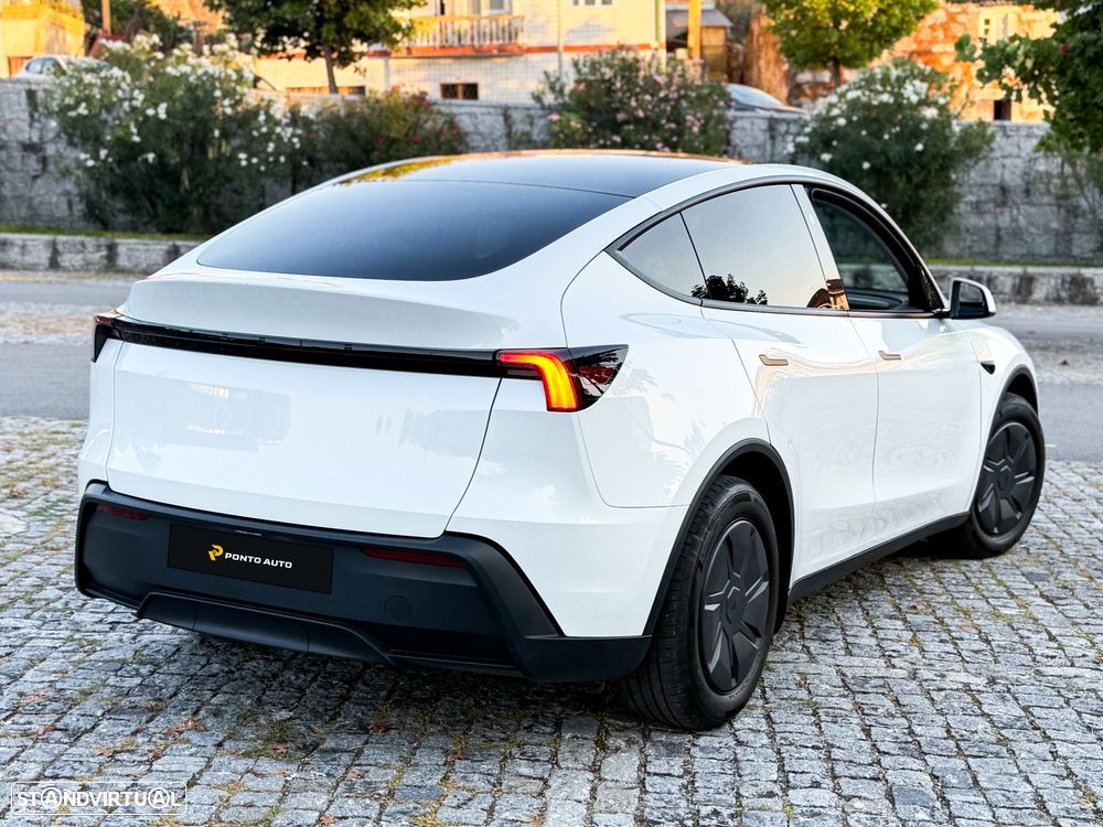 Tesla Model Y Tração Traseira - 3