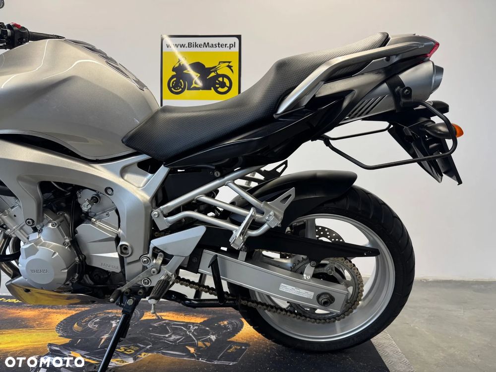 Yamaha FZ6 - 26