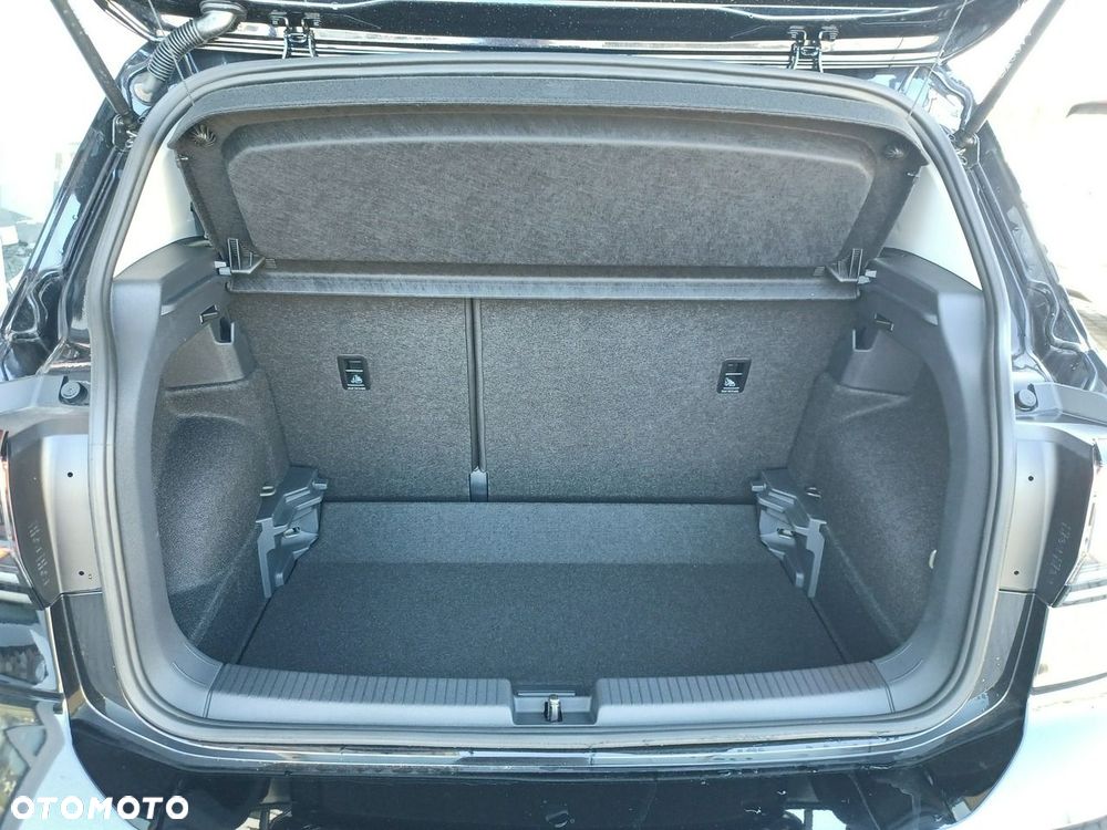 Volkswagen T-Cross - 11