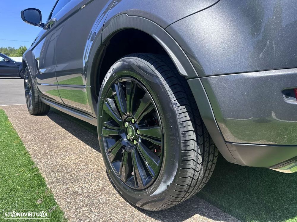 Land Rover Range Rover Evoque 2.0 D150 AWD R-Dynamic Auto - 23