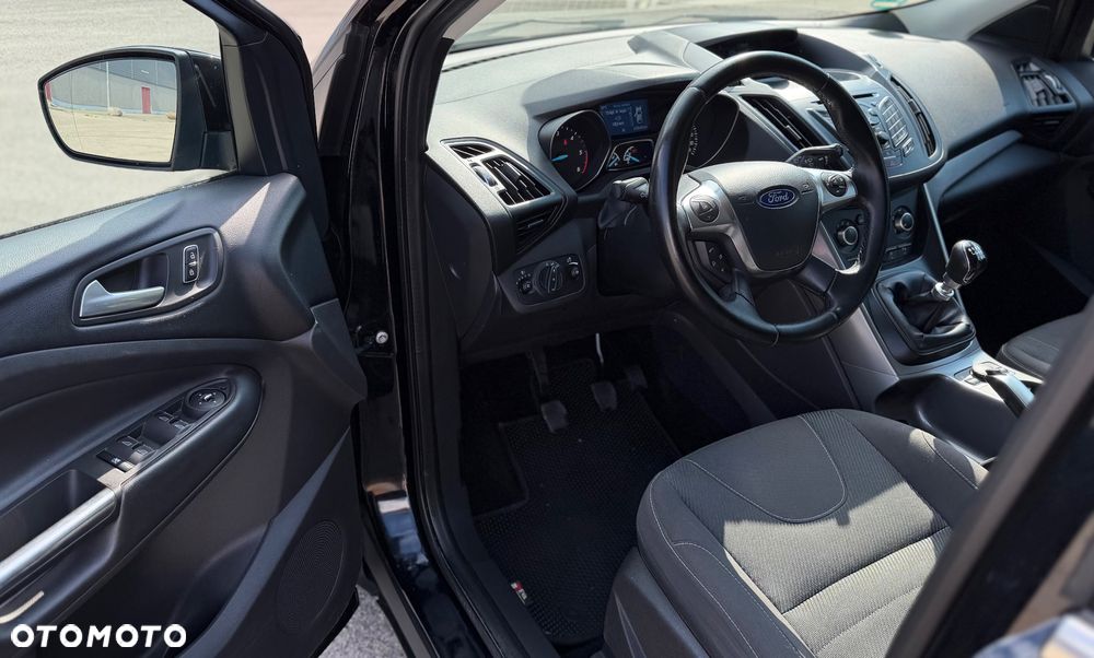 Ford Kuga 2.0 TDCi 4WD Trend - 5