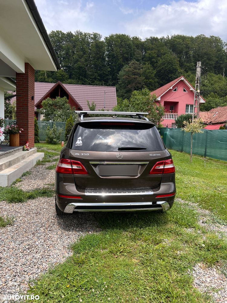 Mercedes-Benz ML 350 BlueTec 4MATIC Aut - 22