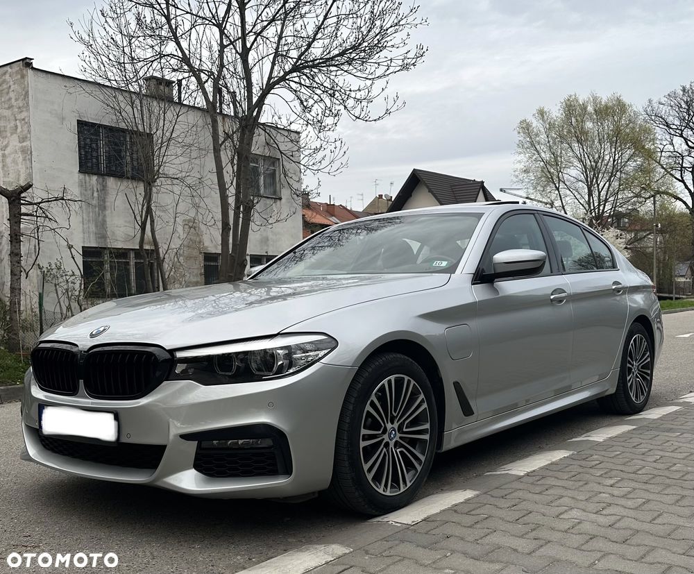 BMW Seria 5 530e iPerformance xDrive Sport - 6
