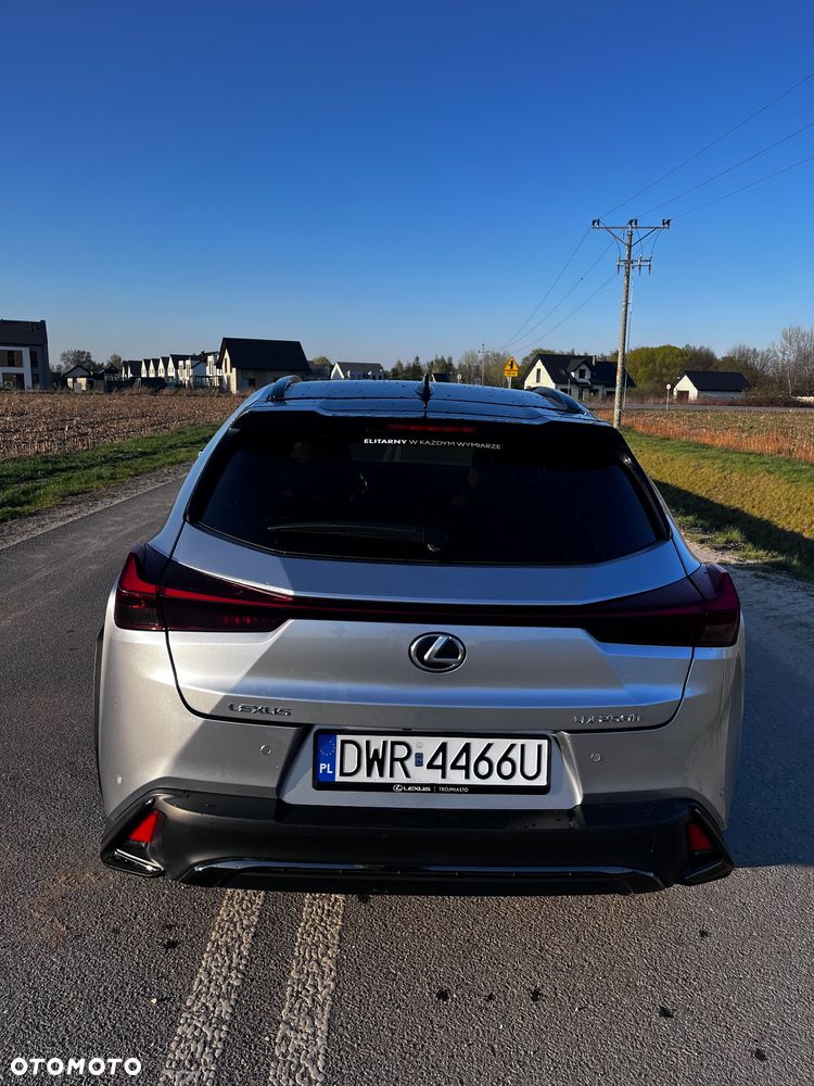 Lexus UX 200 GPF F Sport 2WD - 4