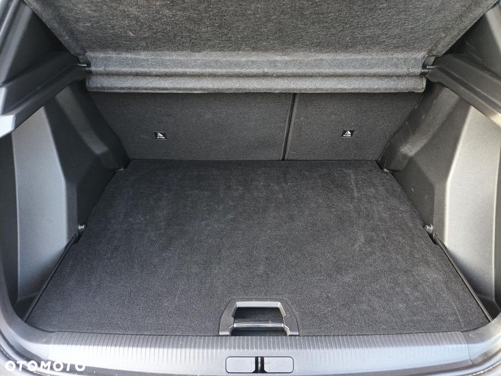 Peugeot 2008 PureTech 100 Allure S&S BVM6 - 9