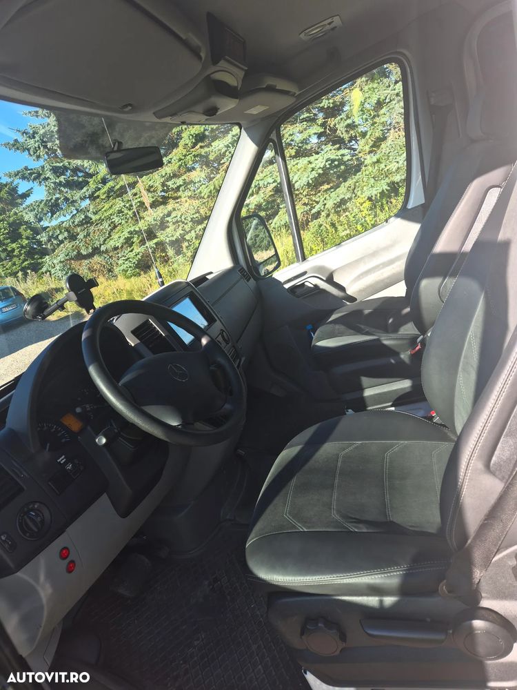 Mercedes-Benz Sprinter - 16