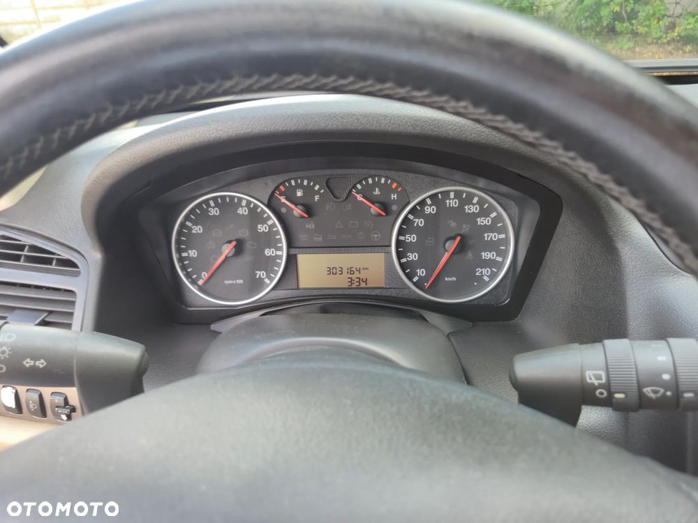 Fiat Croma 1.9 JTD Active - 11
