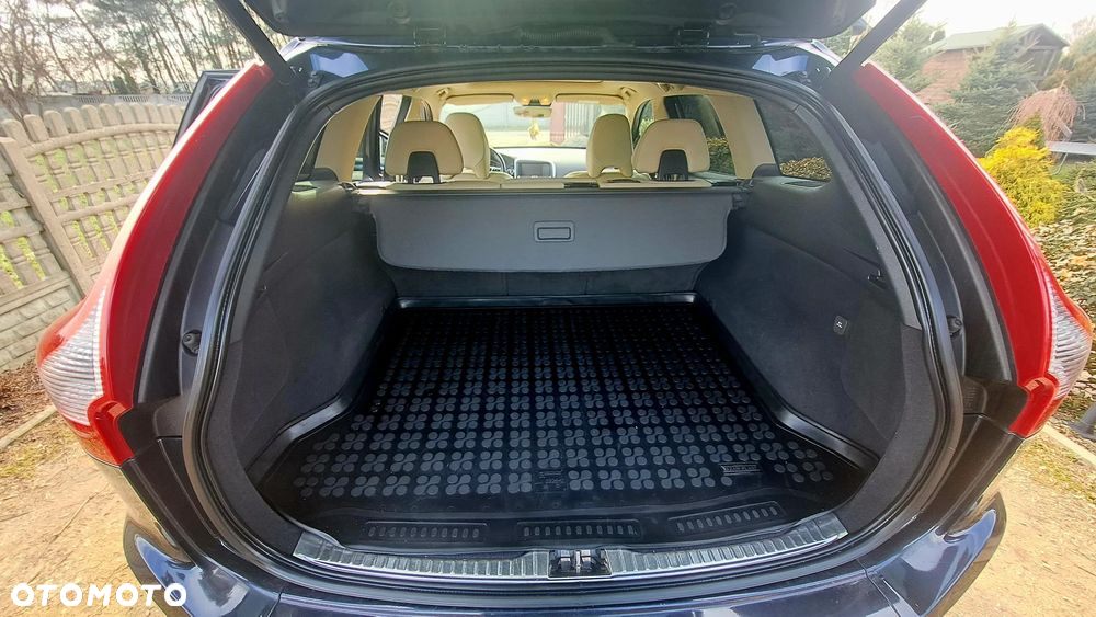 Volvo XC 60 D3 Drive-E Momentum - 18