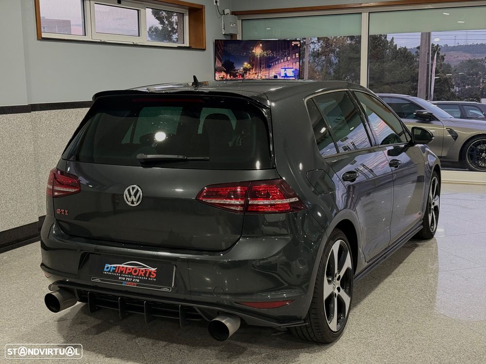 VW Golf 2.0 TSi GTi DSG - 3