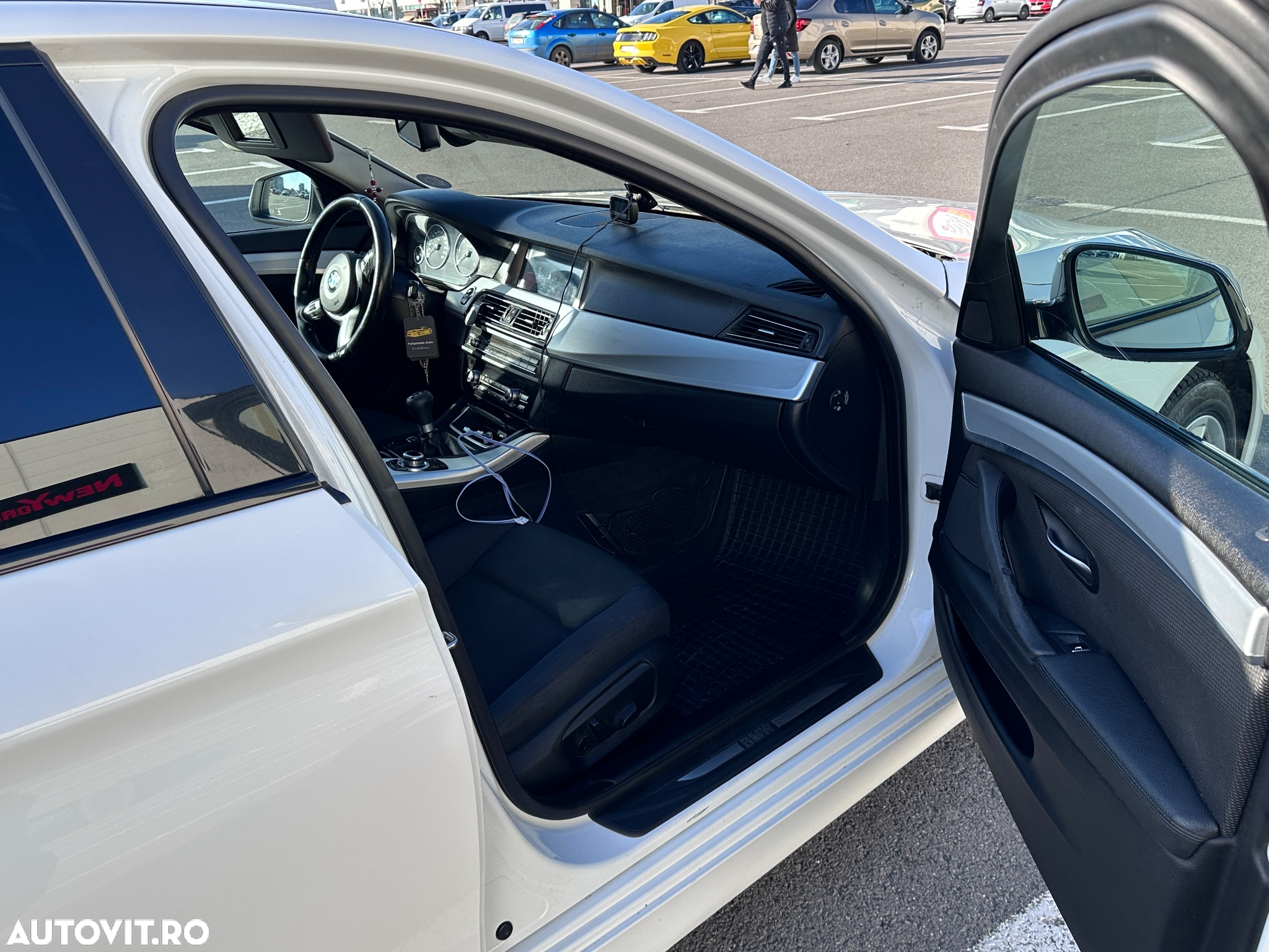 BMW Seria 5 520d - 6